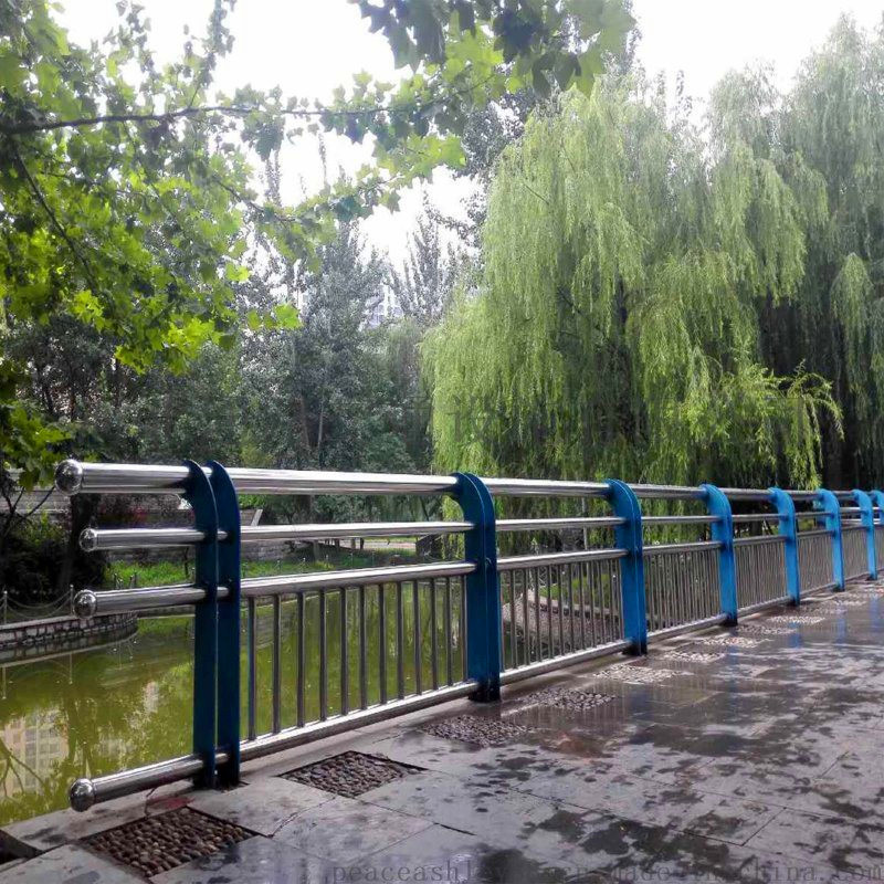 河道護欄