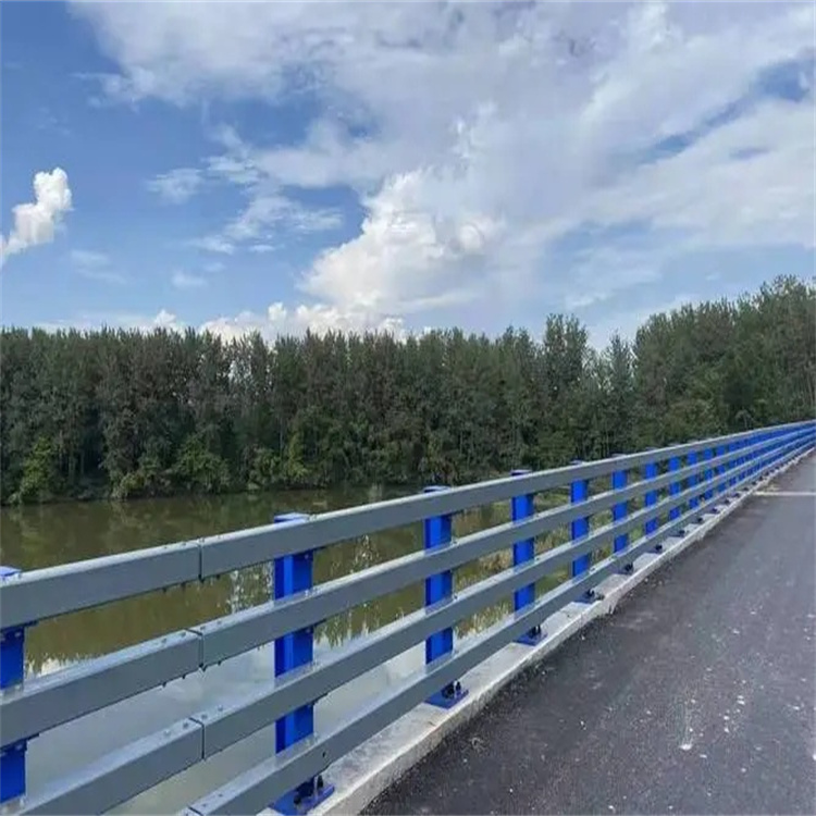 橋梁護欄